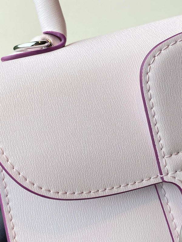Luxurious Totes - Latest - 6060