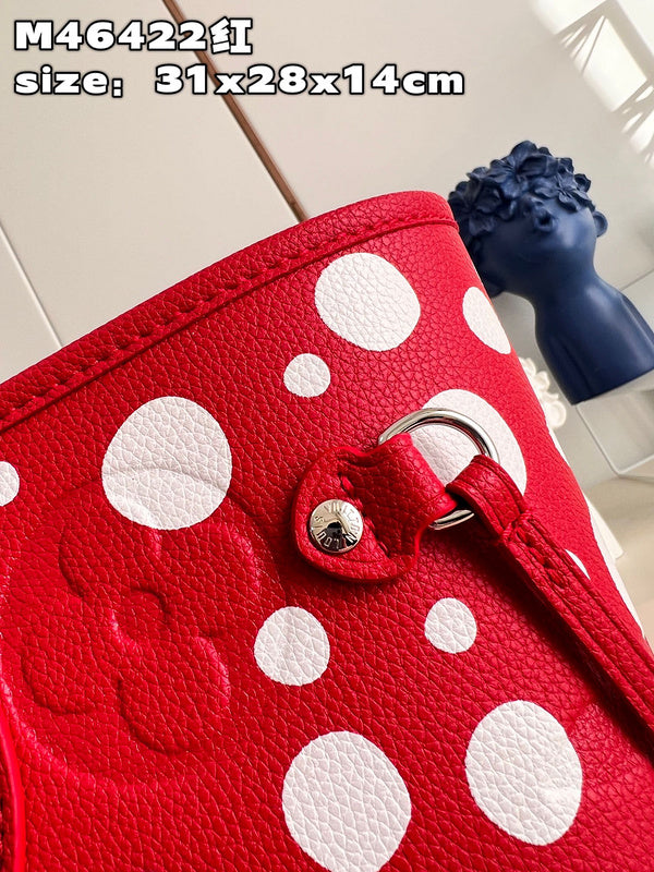 LOV - Luxurious Totes - 771
