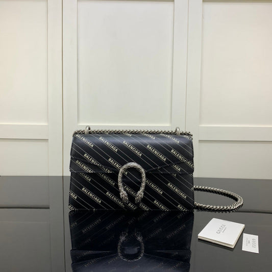 GUI - Luxurious Totes - 1224