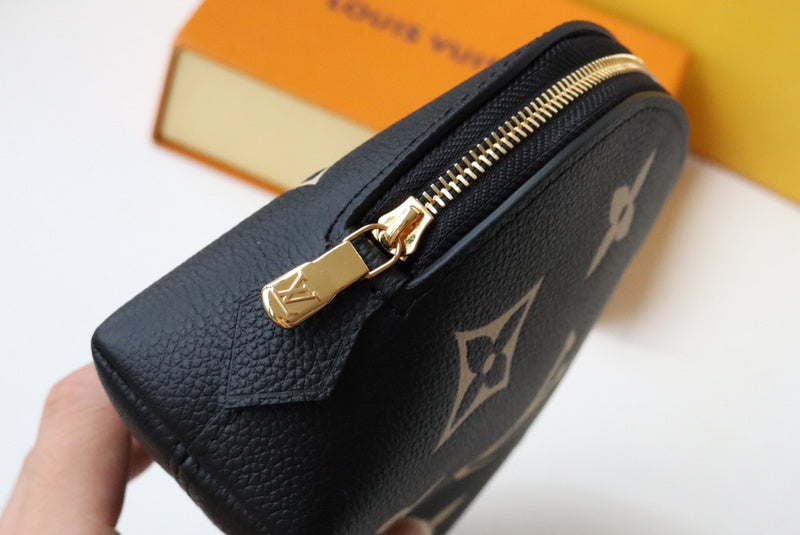 LOV - Luxurious Totes - 2231