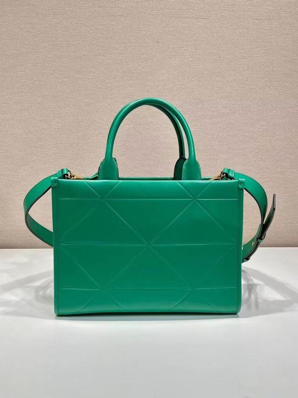PDA - Luxurious Totes - 101