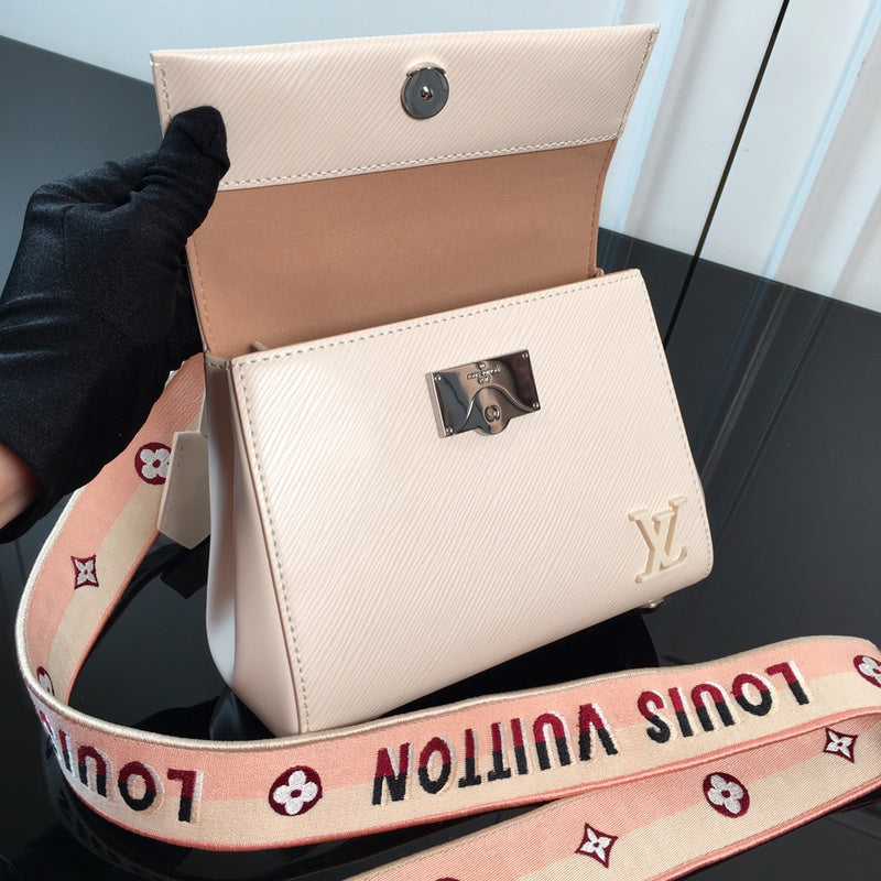 LOV - Luxurious Totes - 1957