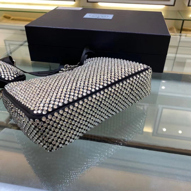 PDA - Luxurious Totes - 187
