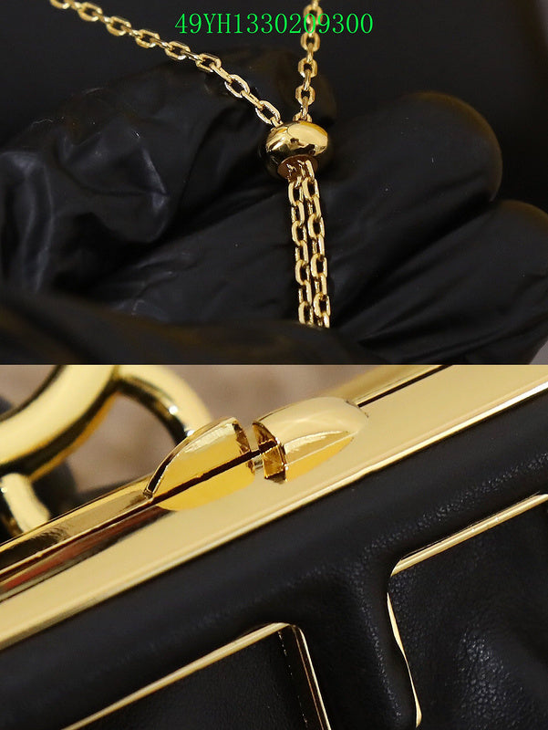 GC - Shoulder - 2696
