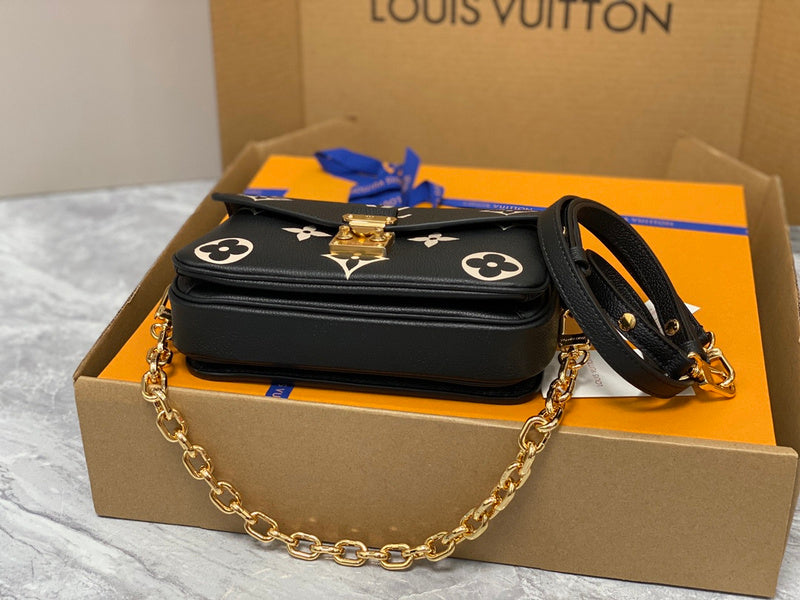 LOV - Luxurious Totes - 042