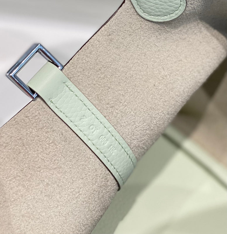 Lux-Totes - HMS Bags - 028