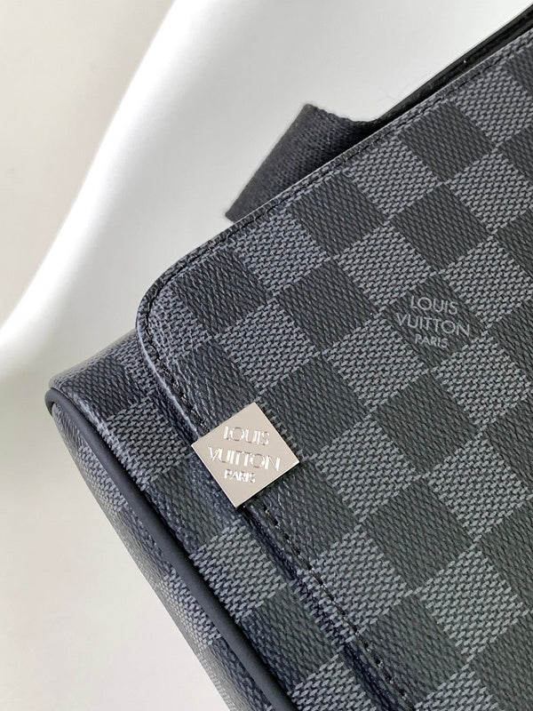 LOV - Luxurious Totes - 519