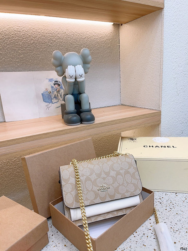Luxurious Totes - CCH2 Bags - 071