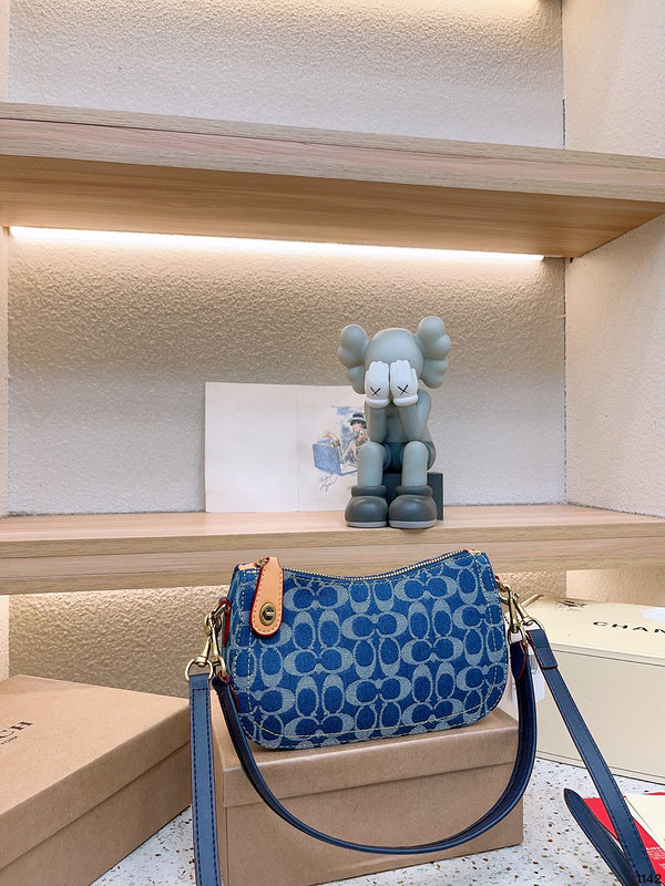 Luxurious Totes - CCH2 Bags - 028
