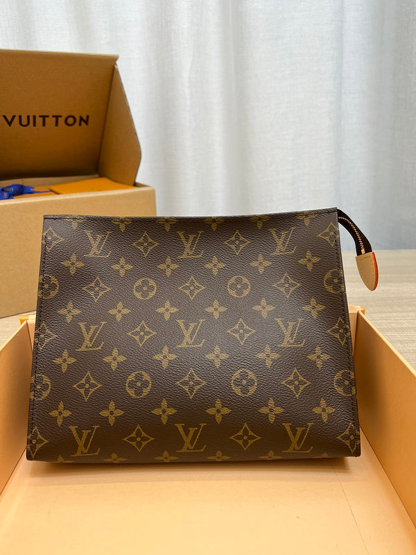 LOV - Luxurious Totes - 1633