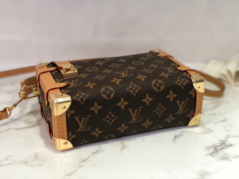 LOV - Luxurious Totes - 926