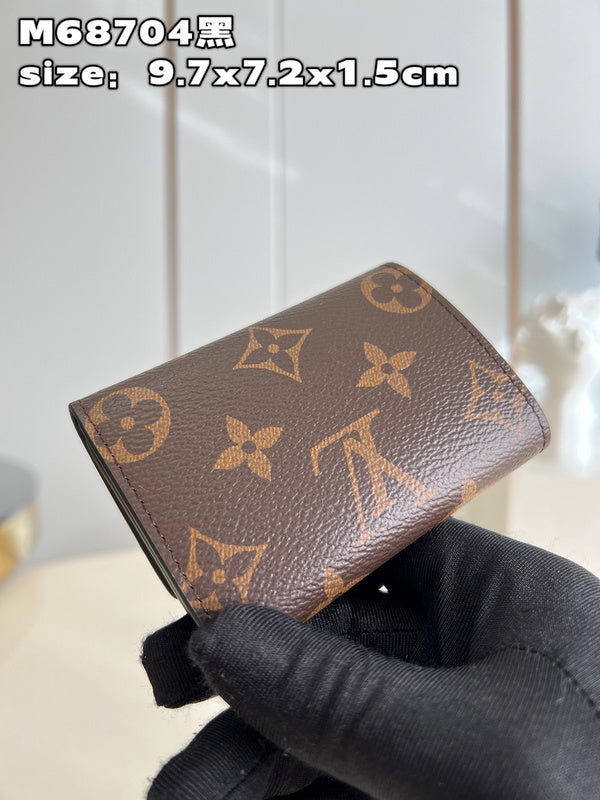 LOV - Luxurious Totes - 896