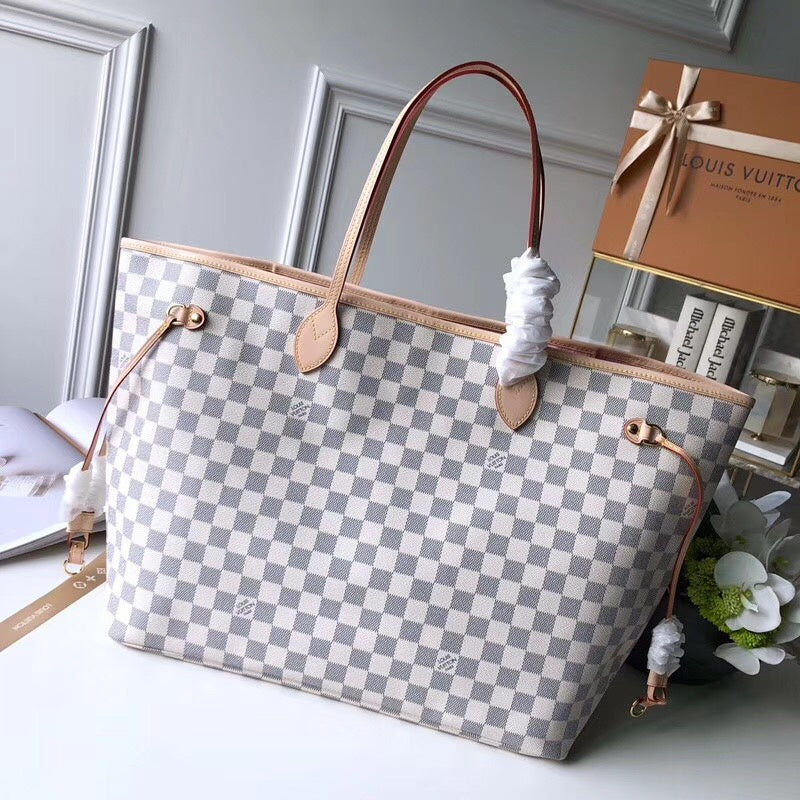 LOV - Luxurious Totes - 2758