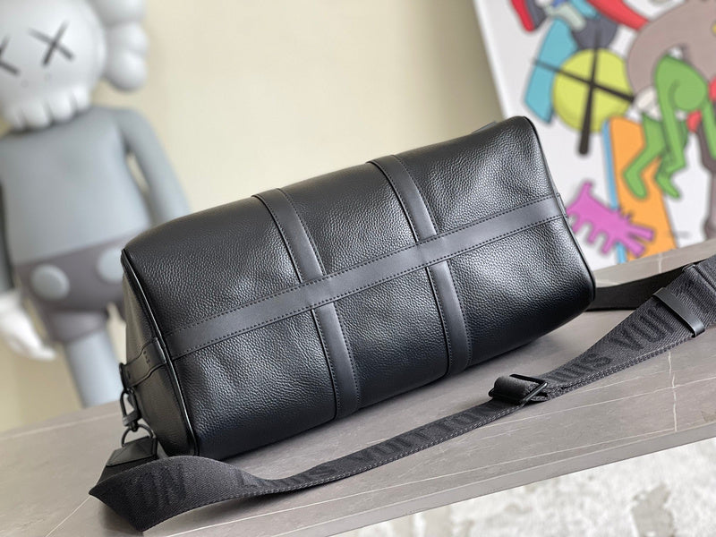 LOV - Luxurious Totes - 2071