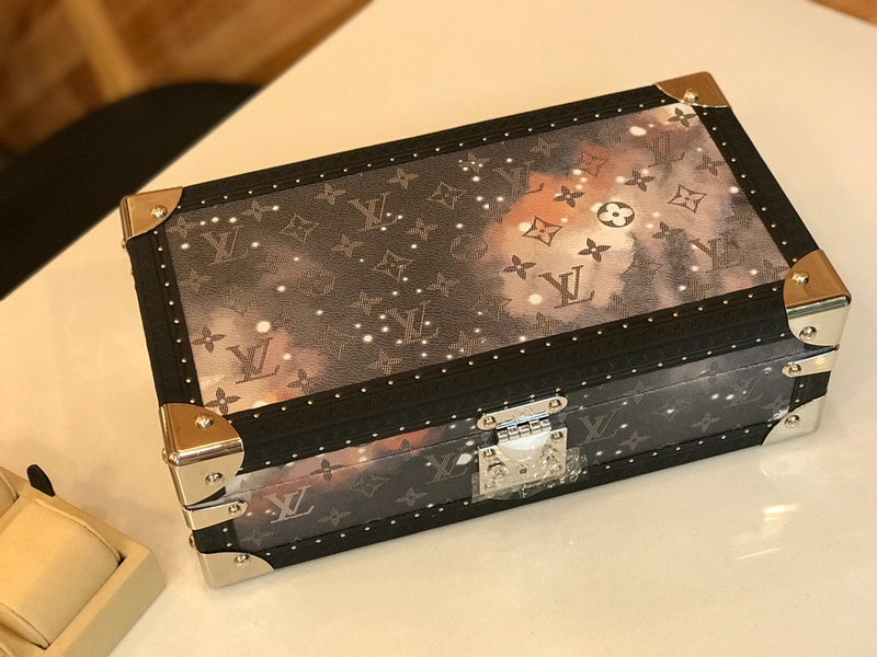 LOV - Luxurious Totes - 849