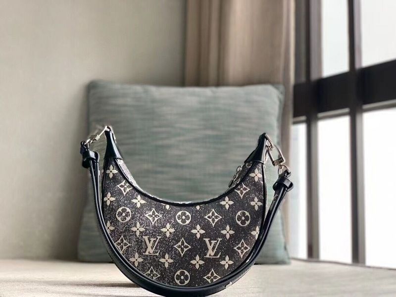 LOV - Luxurious Totes - 880