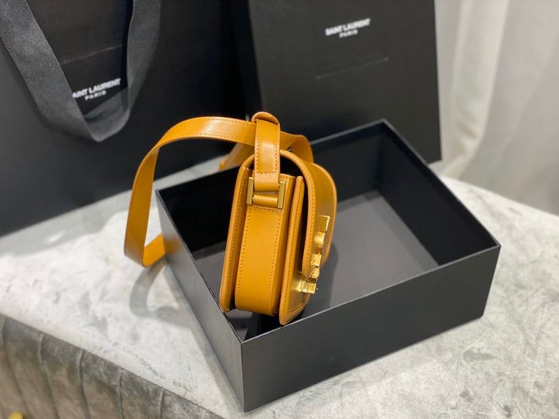 Luxurious Totes - Latest - 8202