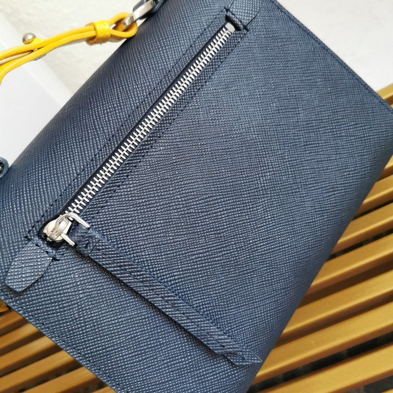 PDA - Luxurious Totes - 029