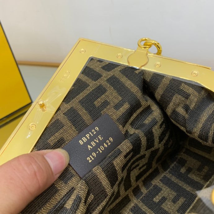 Luxurious Totes - Latest - 11373