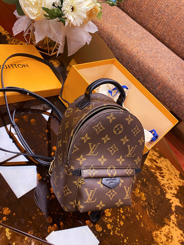 LOV - Luxurious Totes - 1206