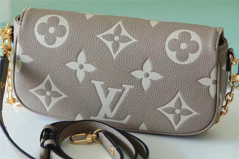 Lux-Totes - LOV Bags - 300