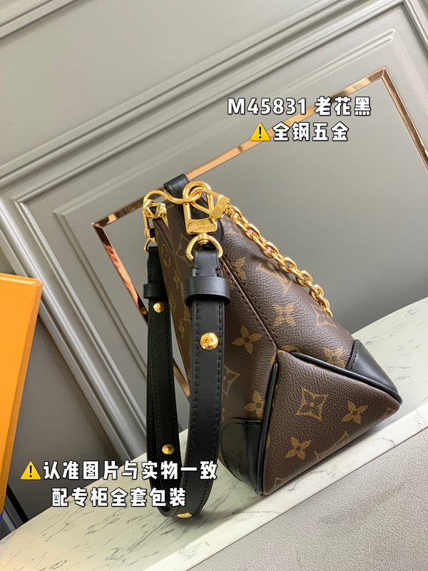 LOV - Luxurious Totes - 1702