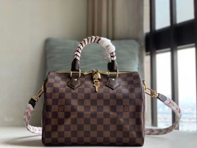 LOV - Luxurious Totes - 234