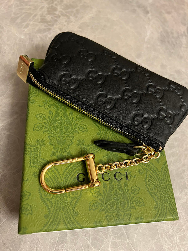GUI - Luxurious Totes - 970