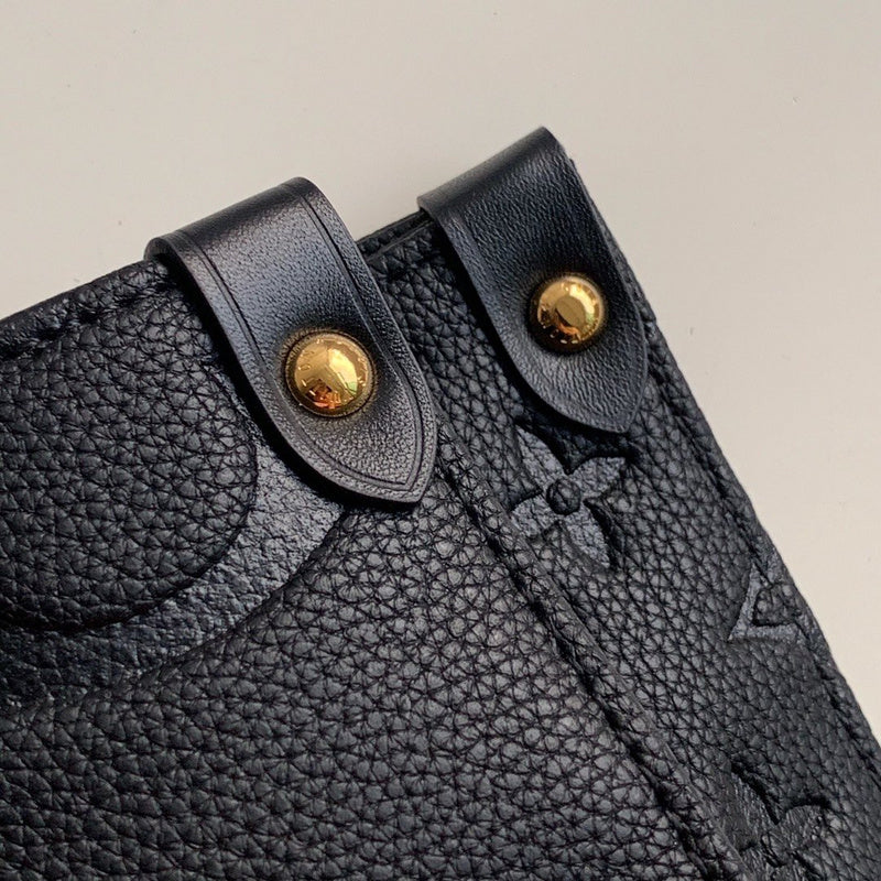 LOV - Luxurious Totes - 2631
