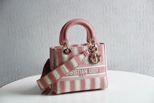 Luxurious Totes - Latest - 6524