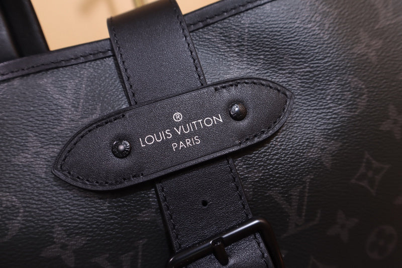 LOV - Luxurious Totes - 1572