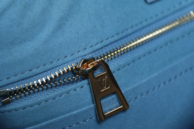 LOV - Luxurious Totes - 2456