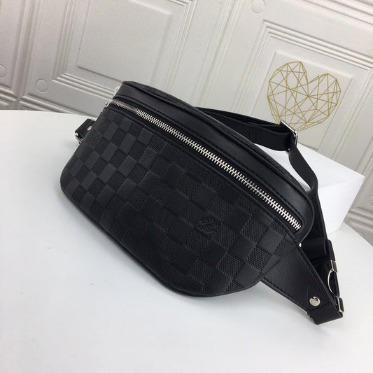 LOV - Luxurious Totes - 2367