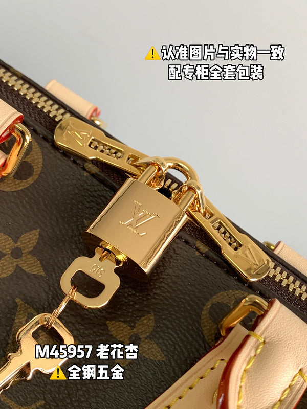 LOV - Luxurious Totes - 1311