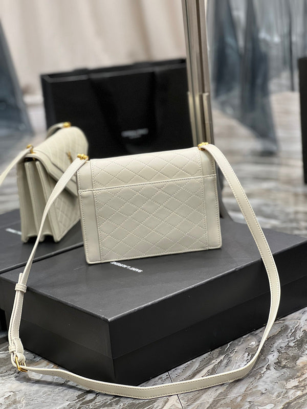 Luxurious Totes - Latest - 8278
