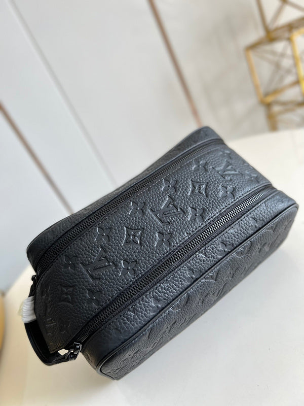 LOV - Luxurious Totes - 1885
