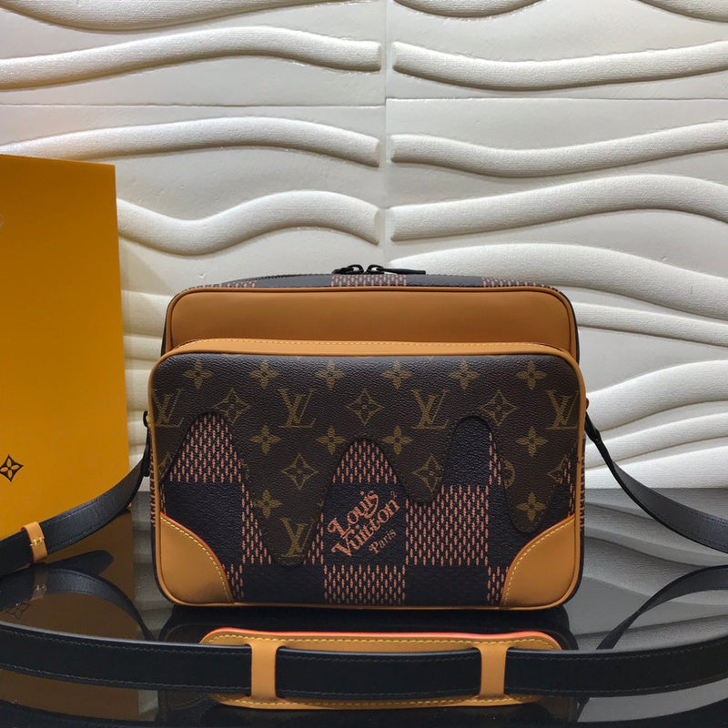 LOV - Luxurious Totes - 1135