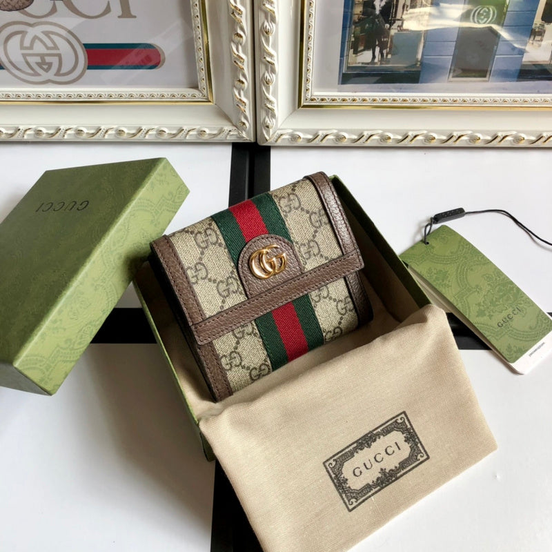 GUI - Luxurious Totes - 184