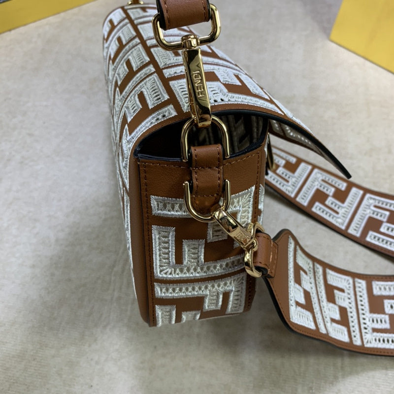 Luxurious Totes - Latest - 11139