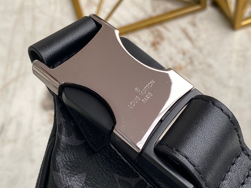 LOV - Luxurious Totes - 2034