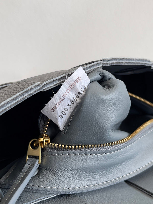 Luxurious Totes - Latest - 6958
