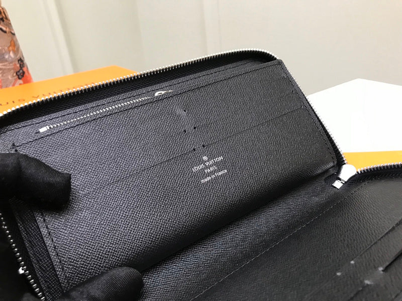 Luxurious Totes - Latest - 765