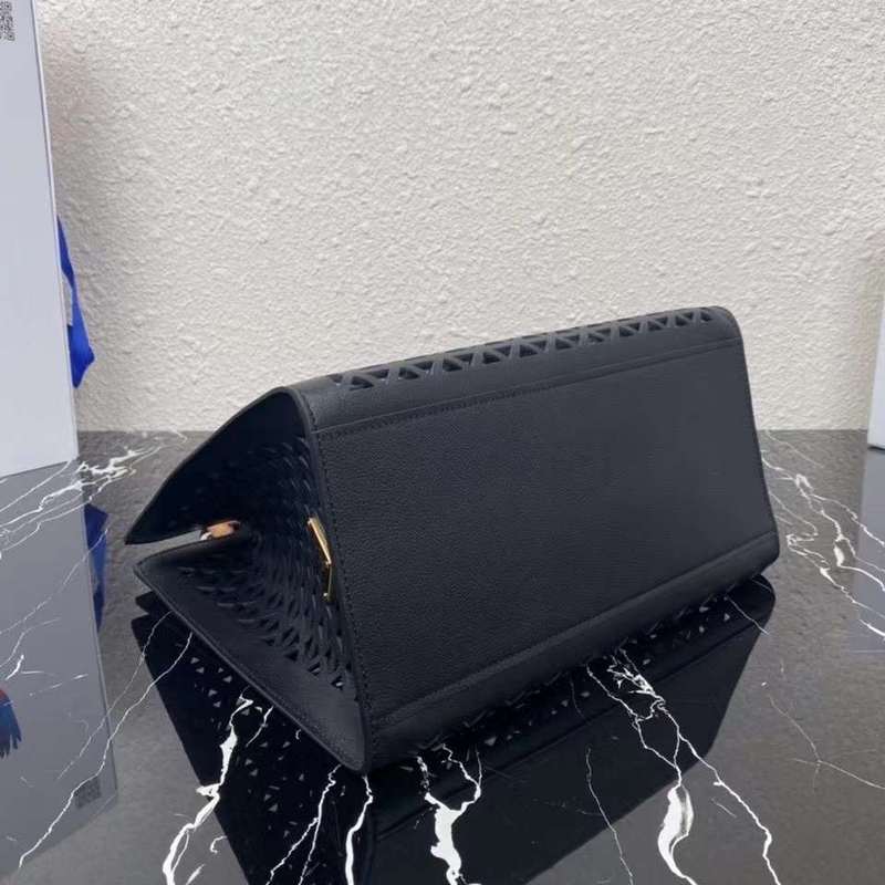 PDA2 Bags - Luxurious Bags  226