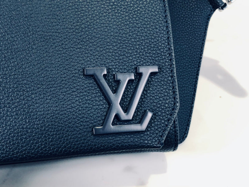 LOV - Luxurious Totes - 869