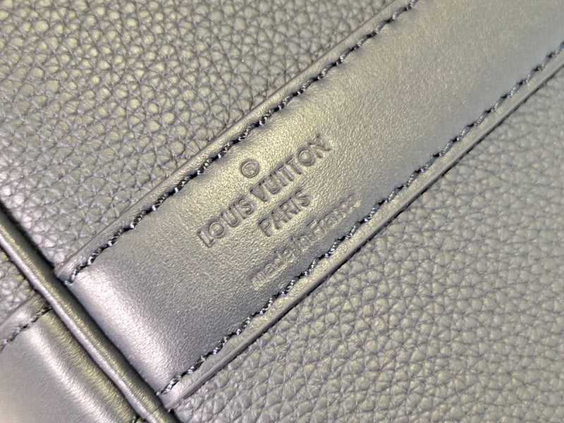 LOV - Luxurious Totes - 930
