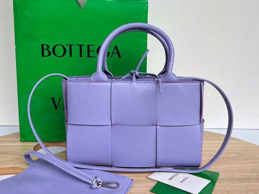 Luxurious-Totes - BV Bags - 1571