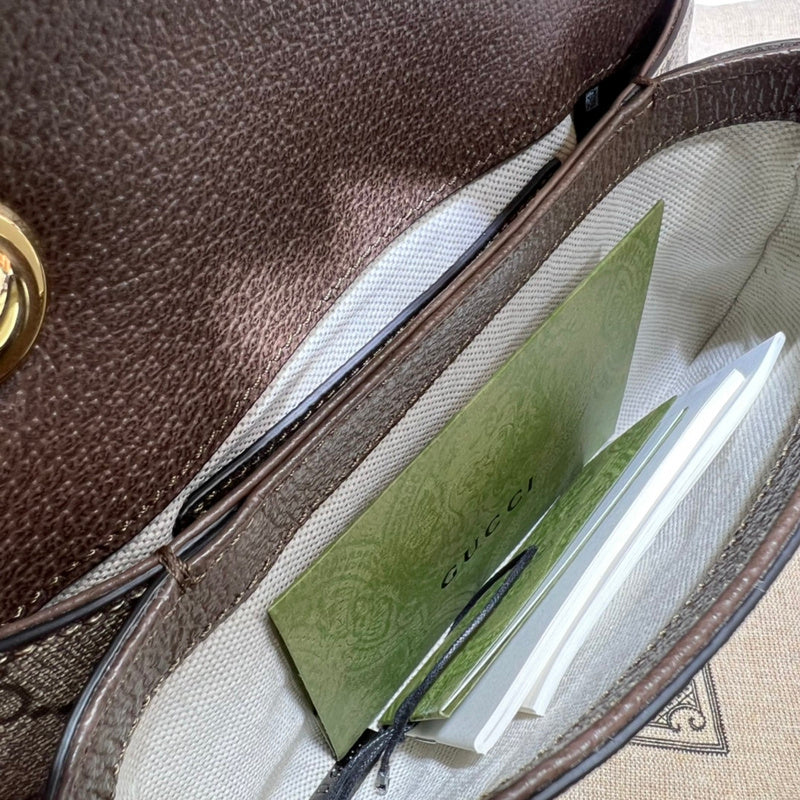 GUI - Luxurious Totes - 678