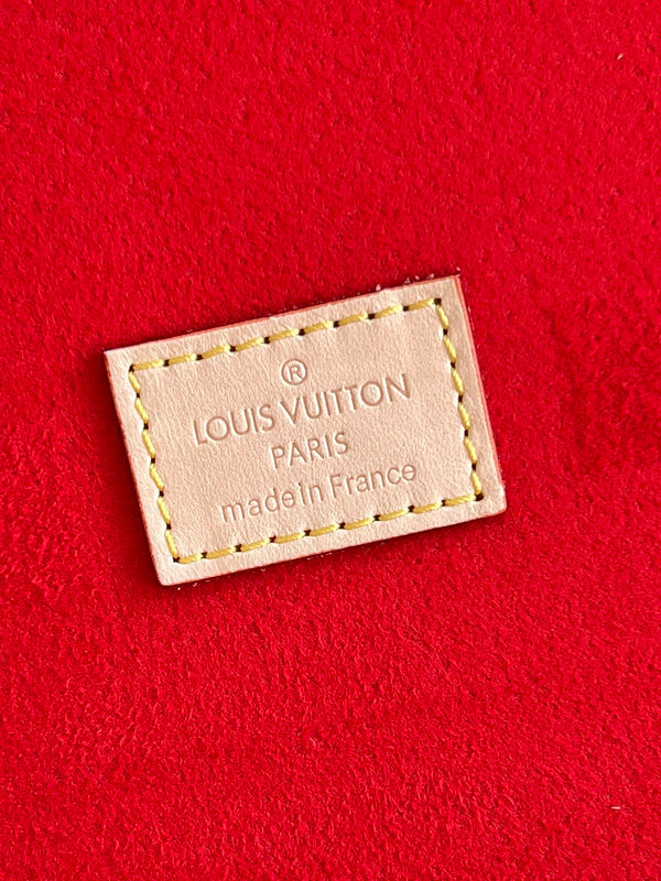 LOV - Luxurious Totes - 1690