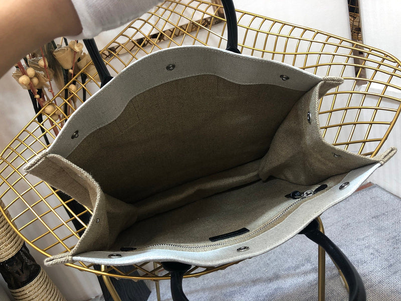 Luxurious Totes - Latest - 9102