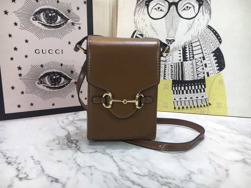 GUI - Luxurious Totes - 1099